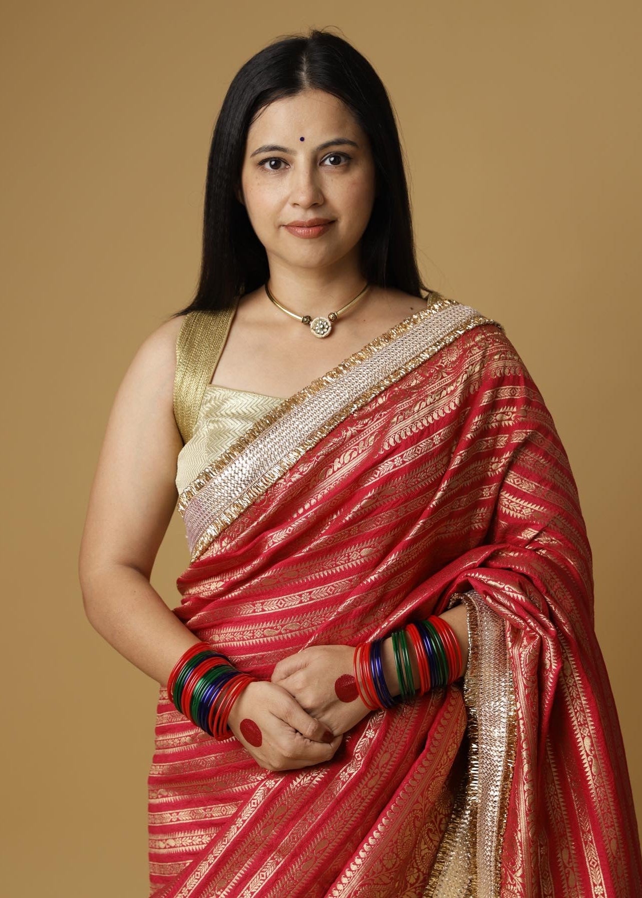 Aayat सिन्दूरी