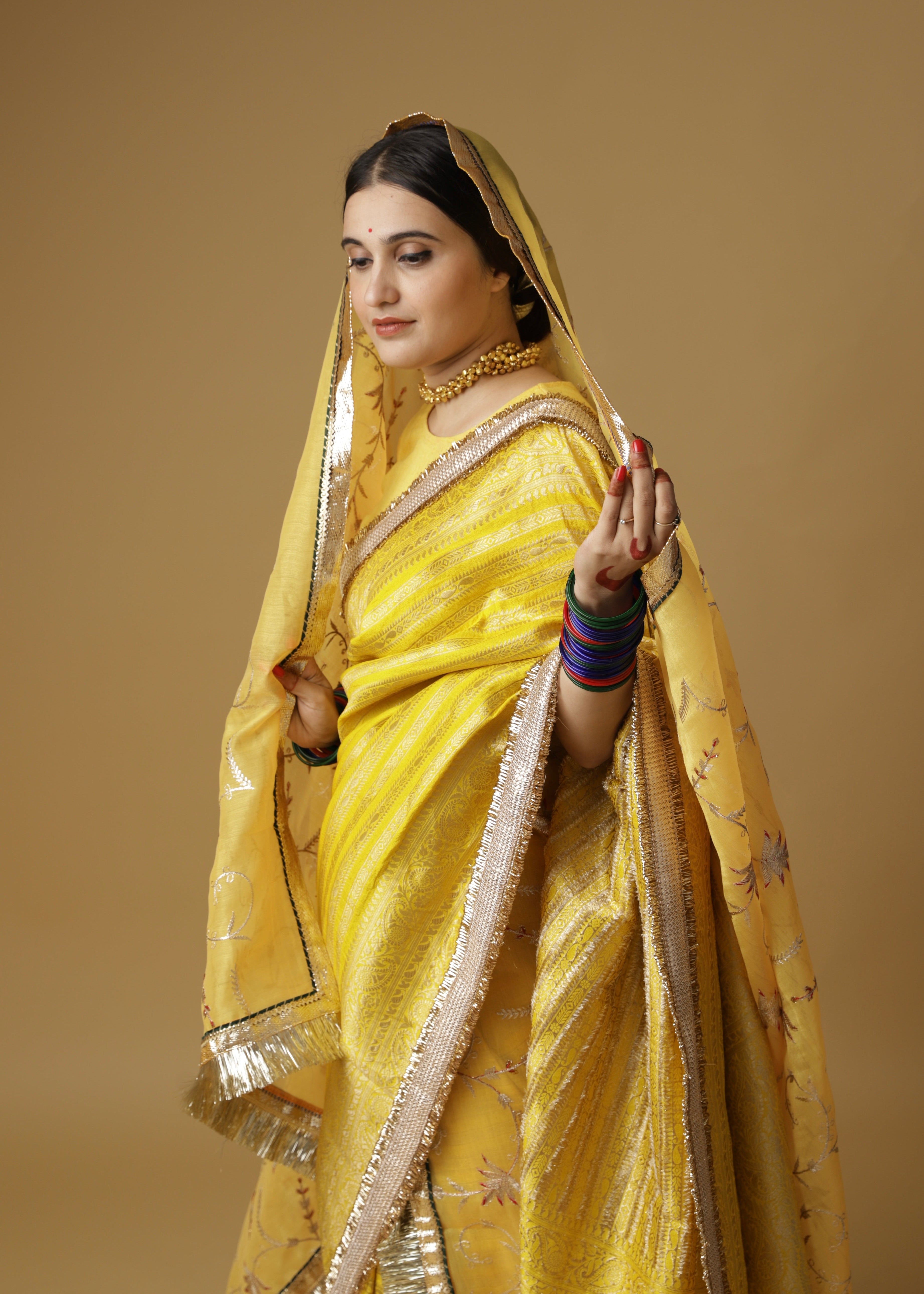 Aayat हल्दी