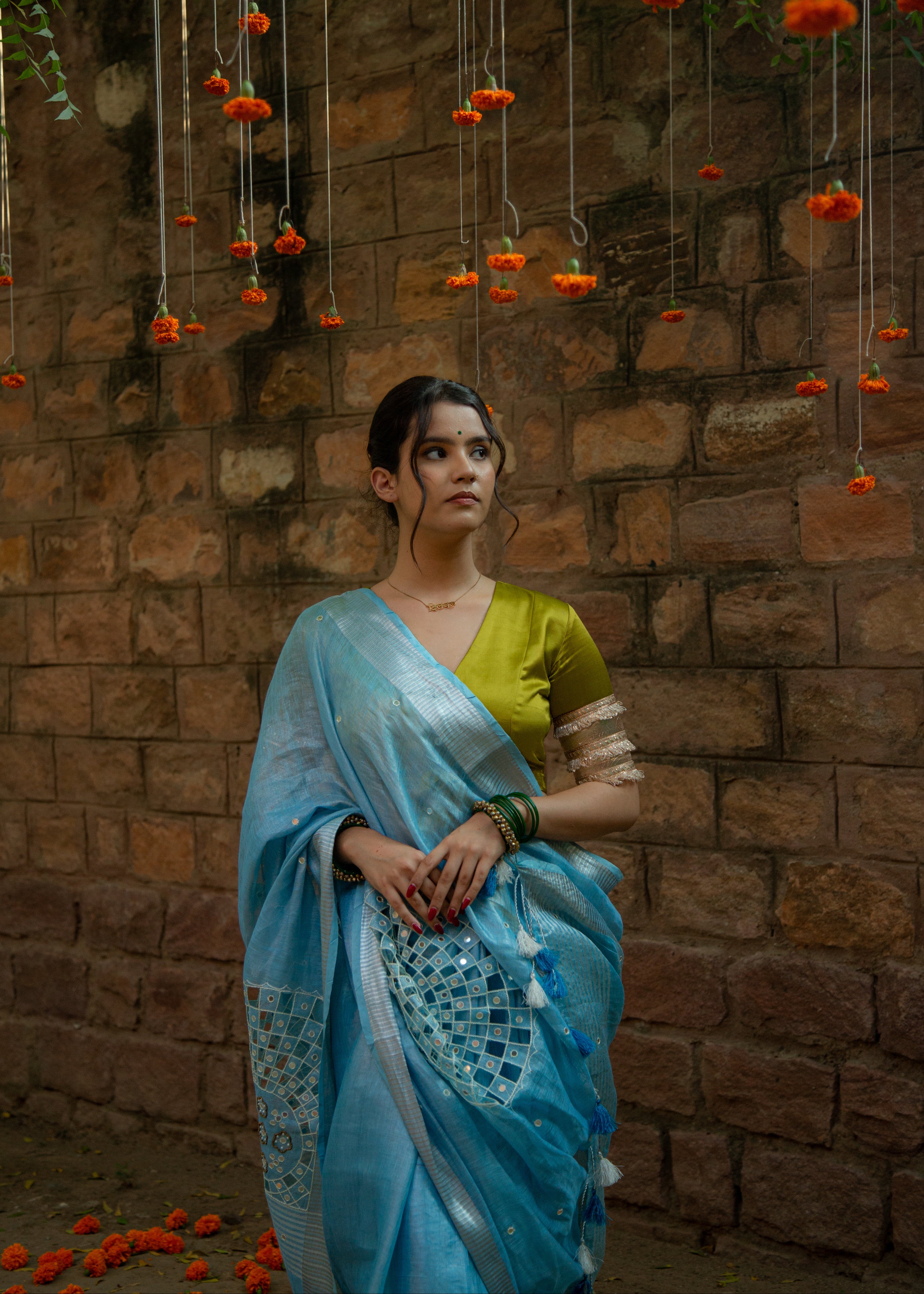 Inayat आसमानी