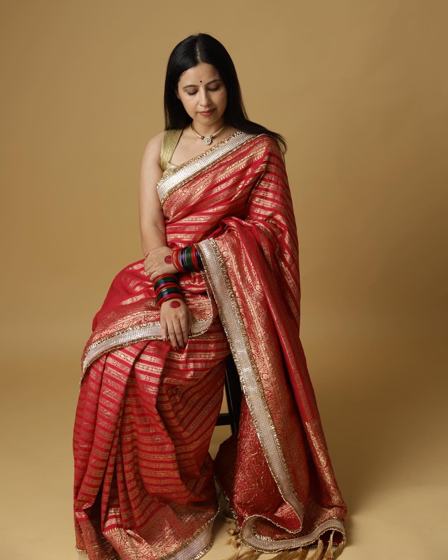 Aayat सिन्दूरी