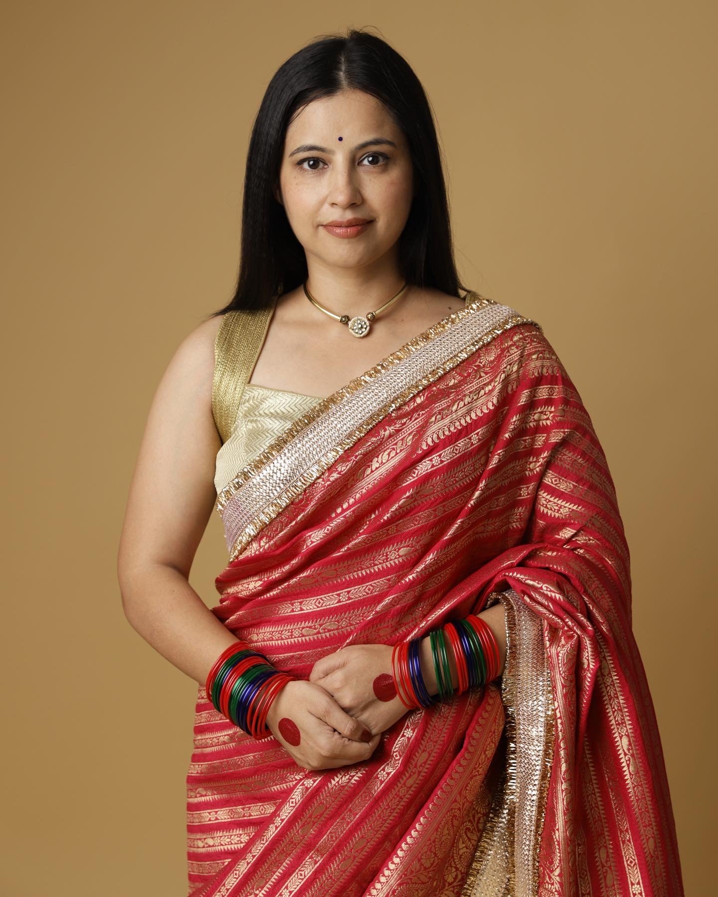 Aayat सिन्दूरी