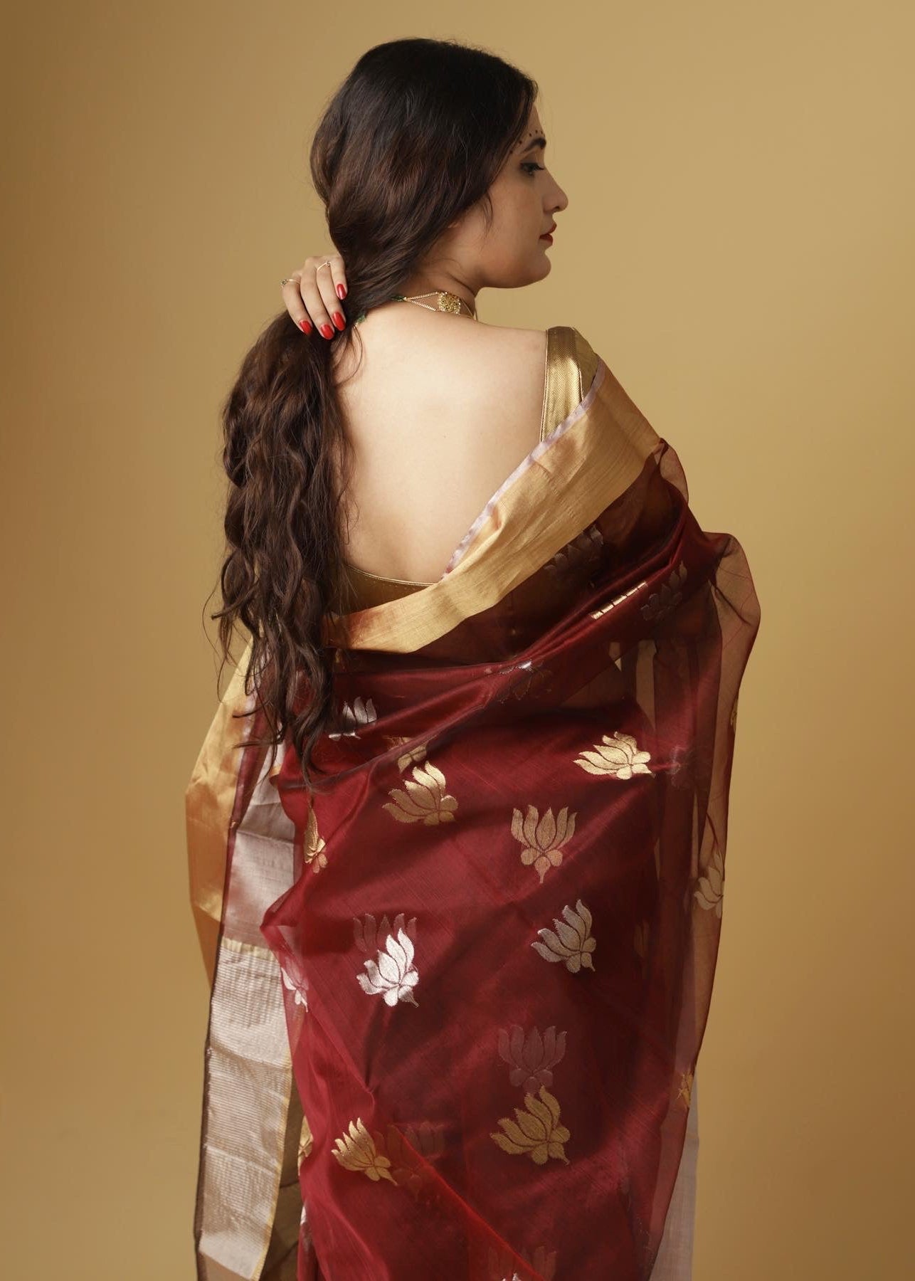 Kamla सिंदूरी लाल