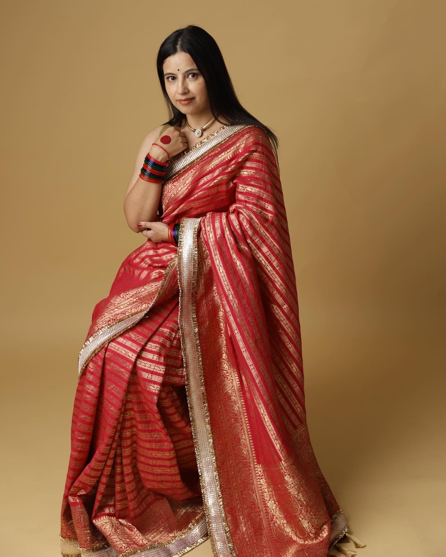 Aayat सिन्दूरी