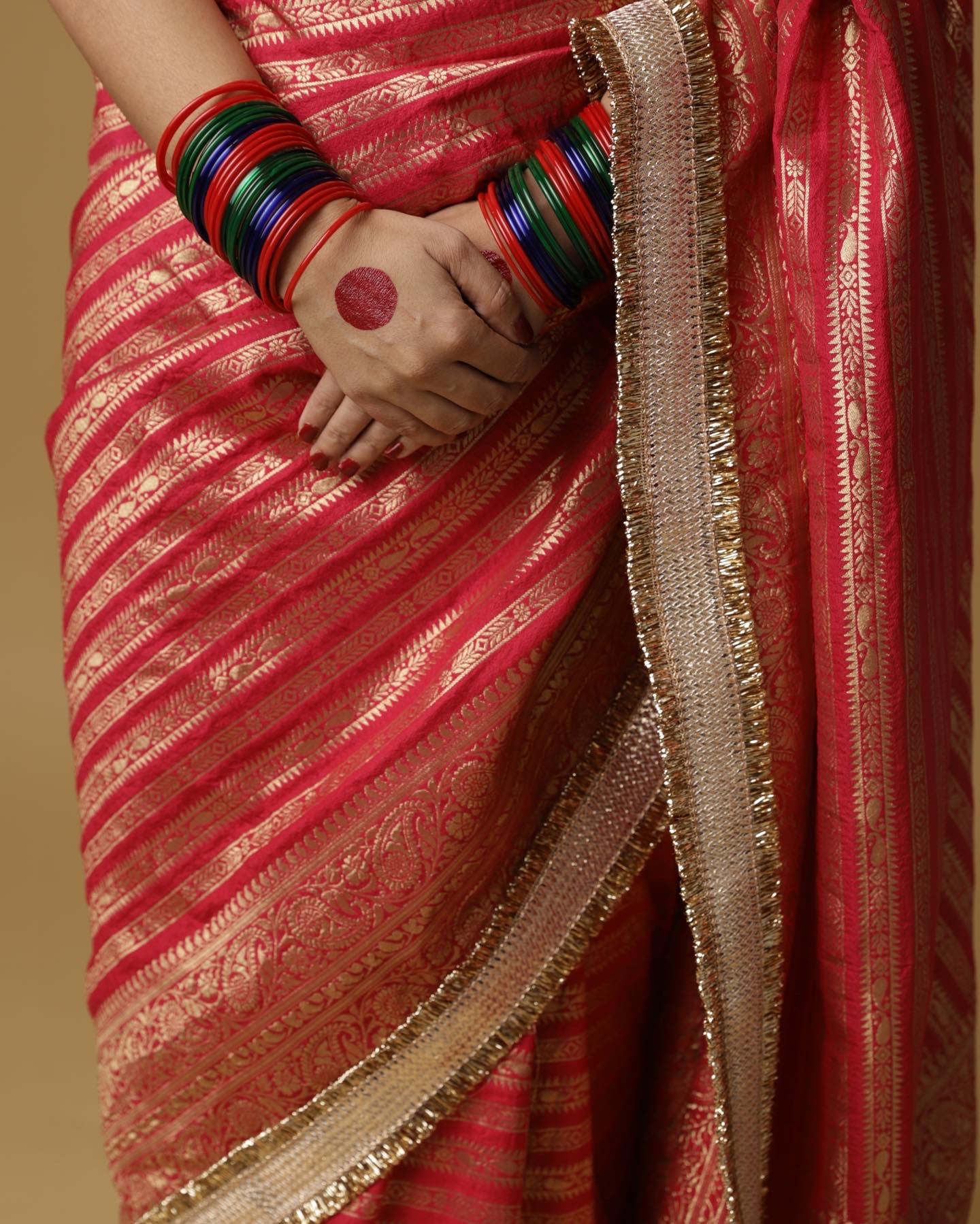 Aayat सिन्दूरी