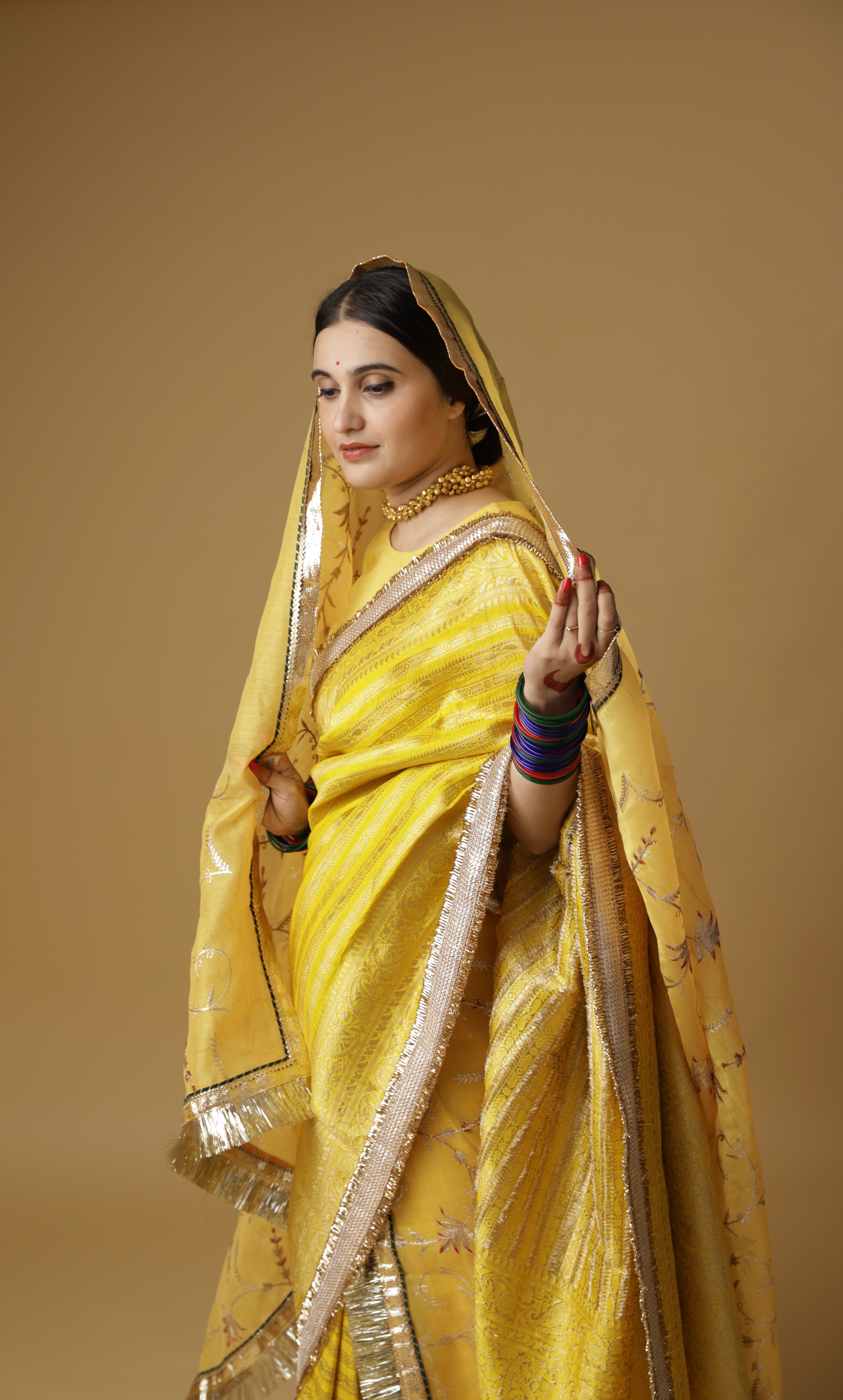 Aayat हल्दी