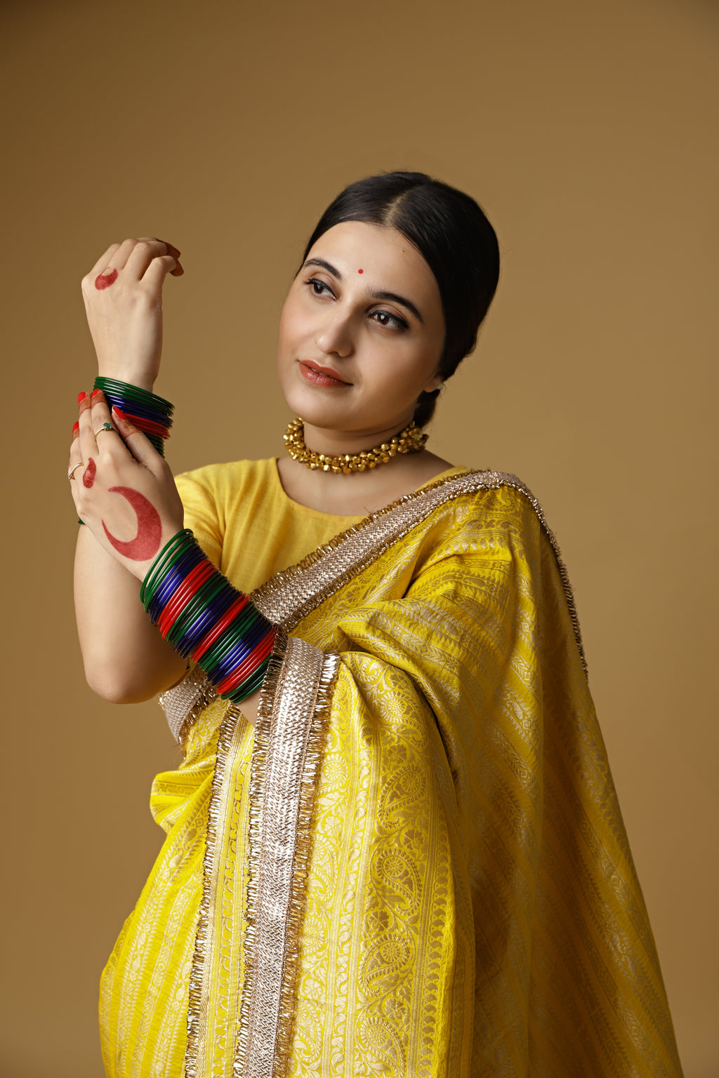 Aayat हल्दी