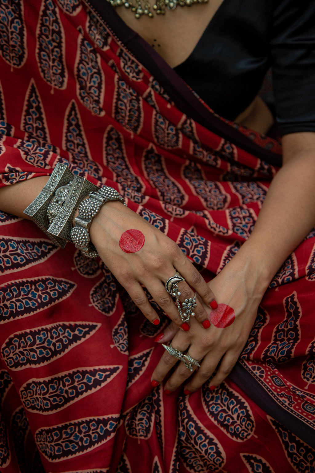 Nadia सिन्दूरी
