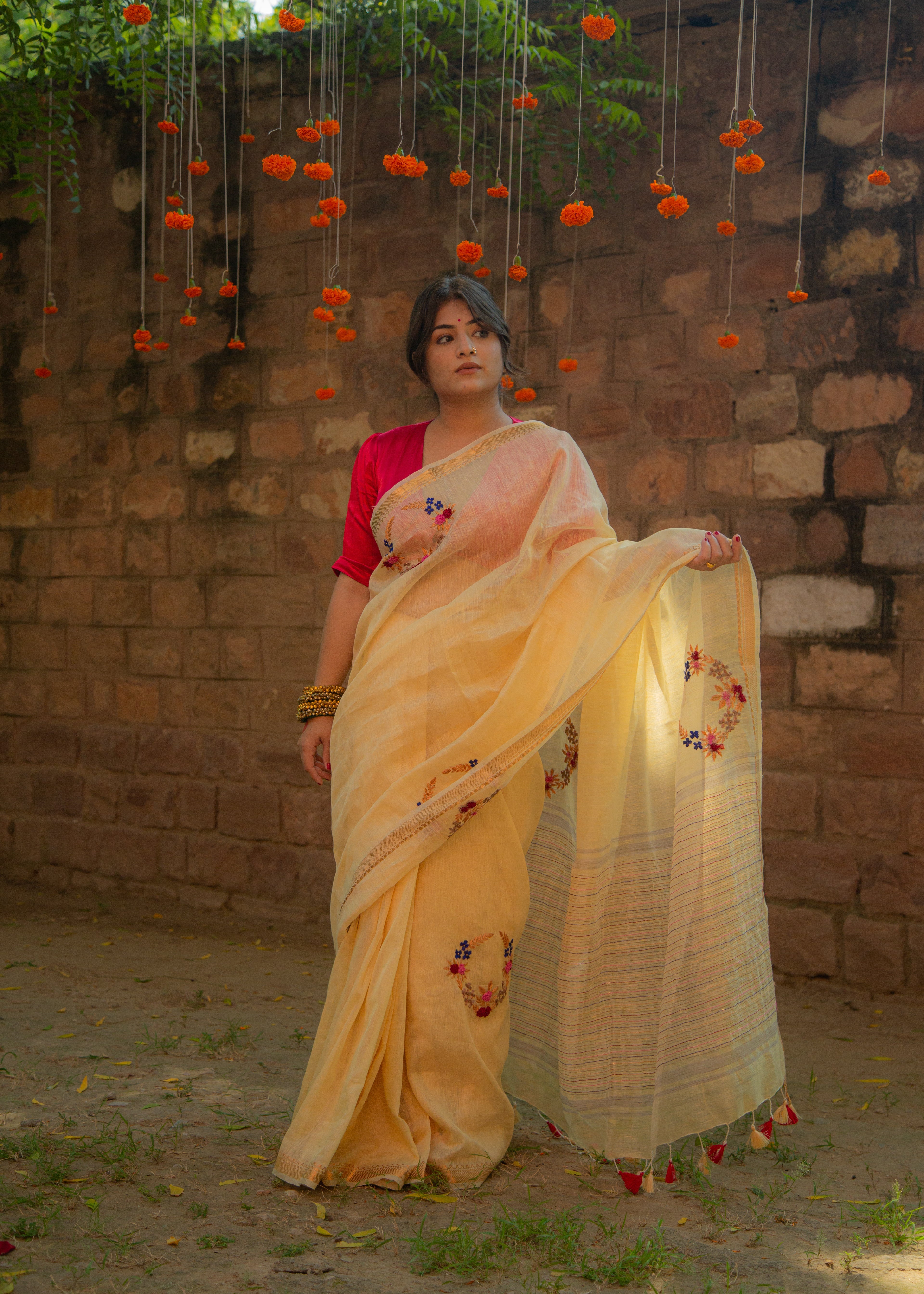 Sunehri दूधिया