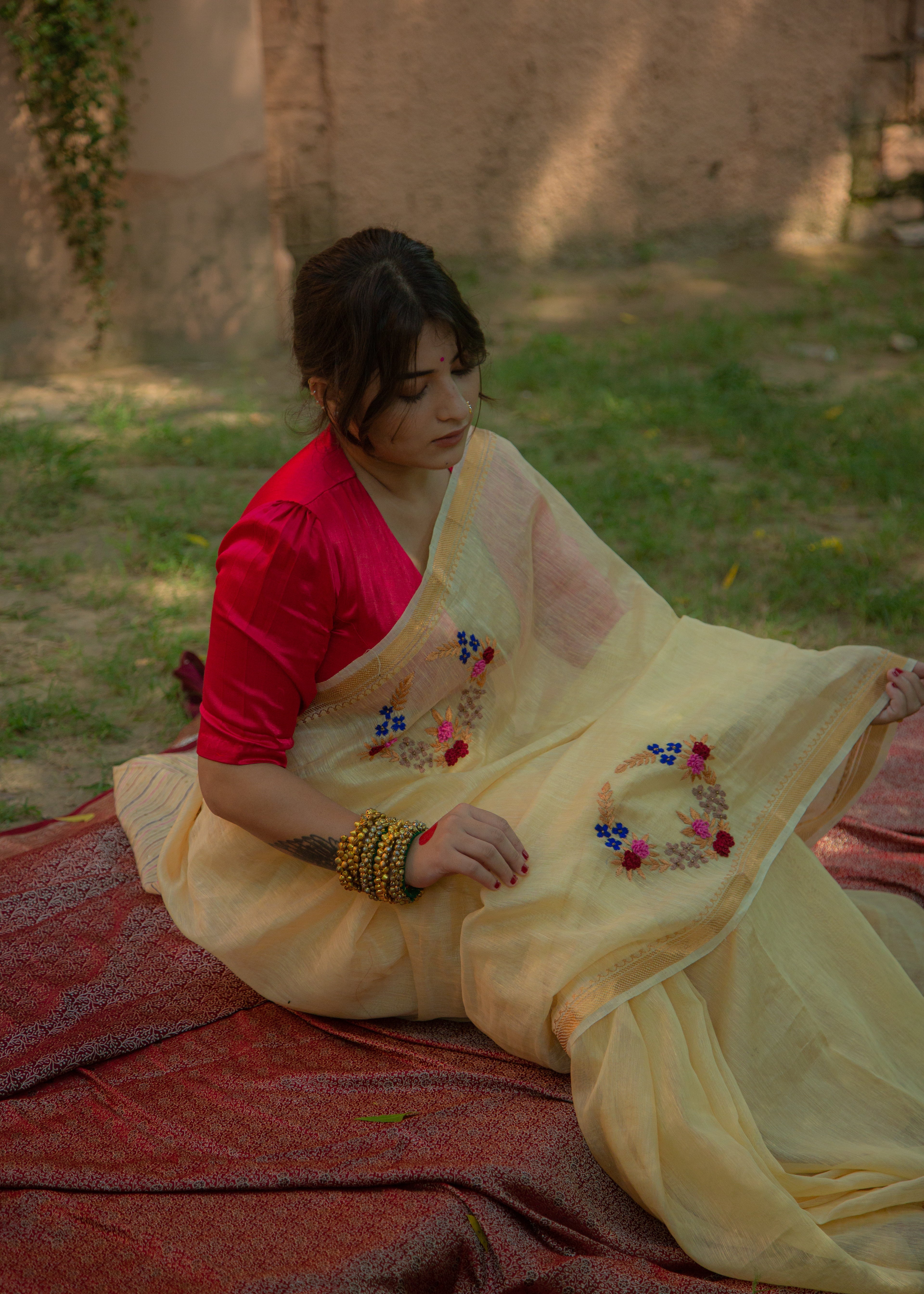 Sunehri दूधिया