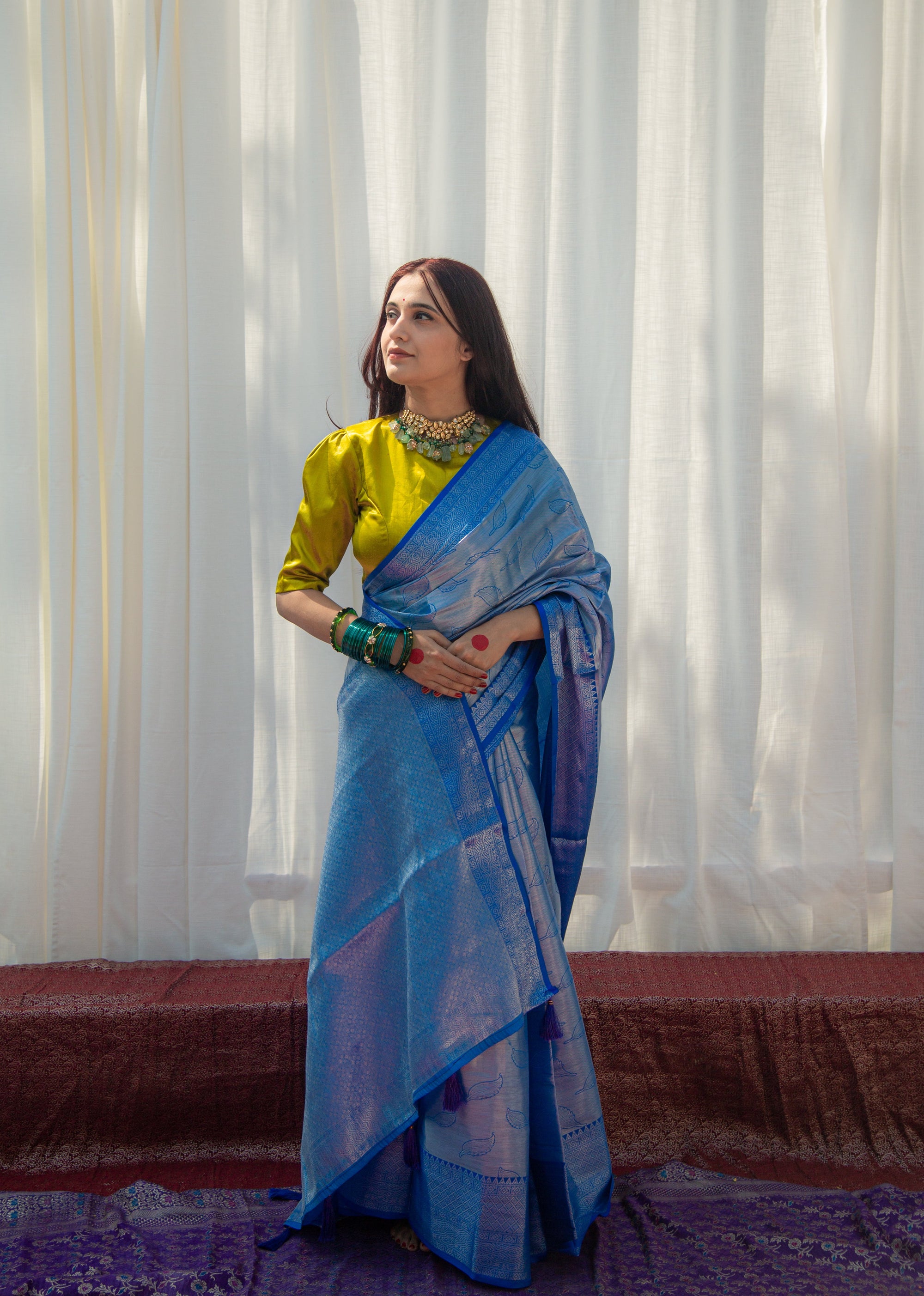 Lavanya नील