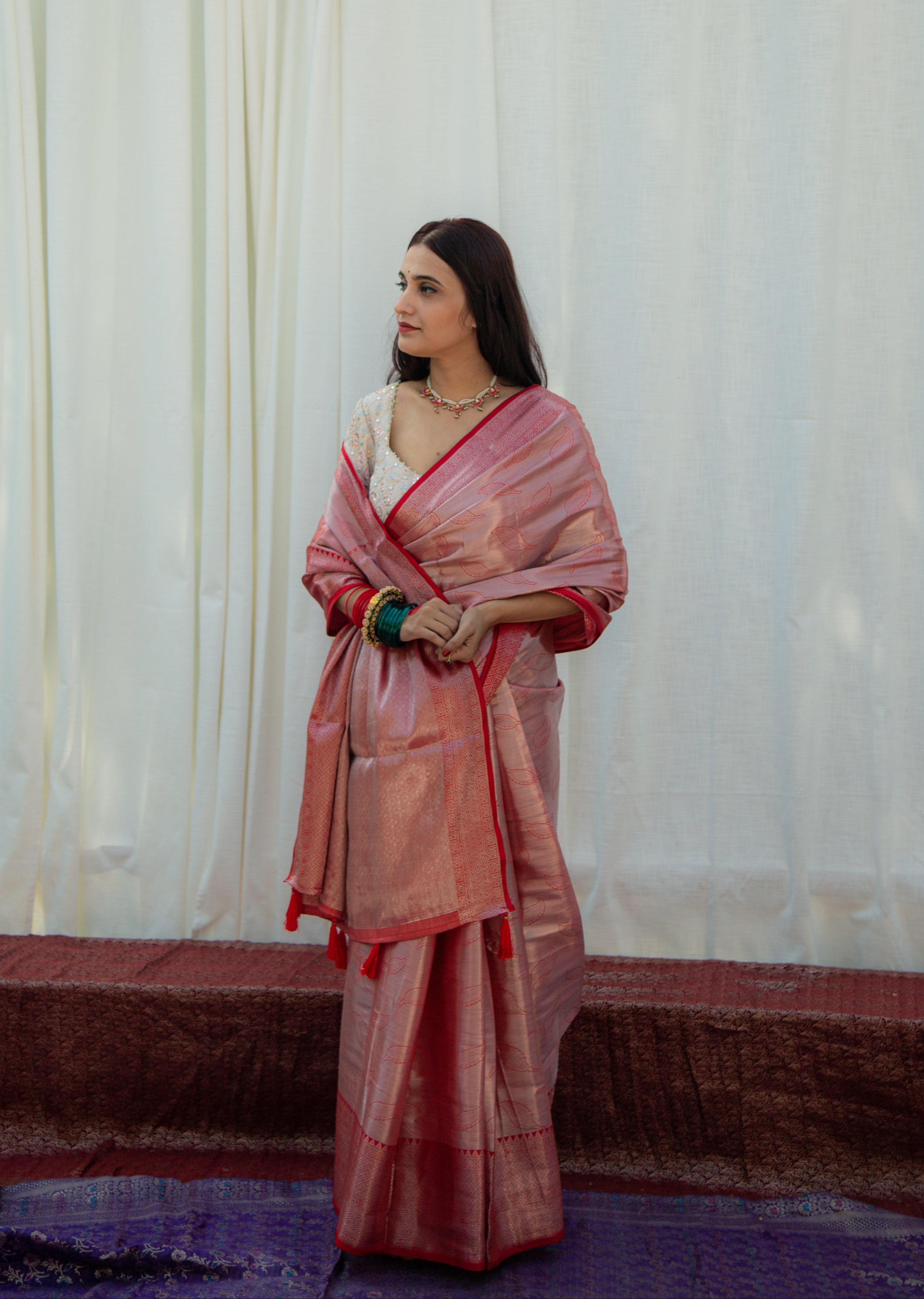 Lavanya सुर्ख